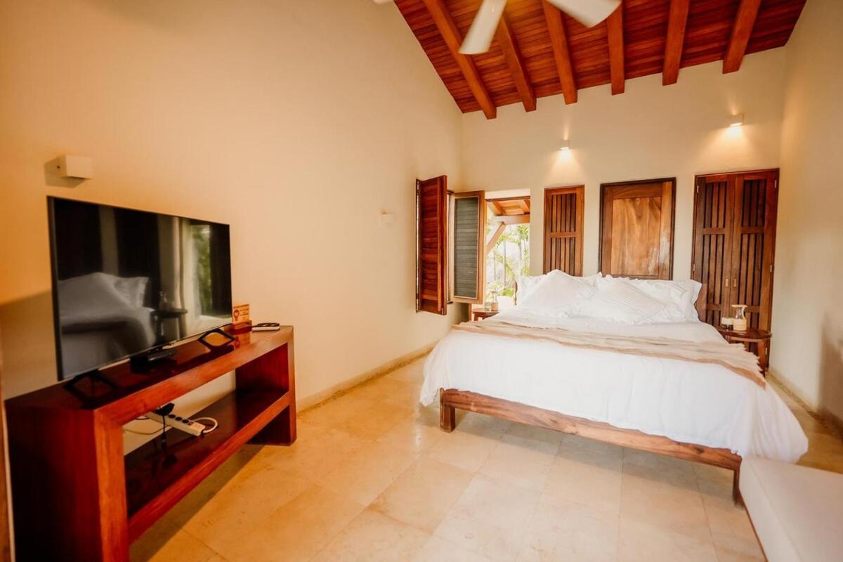 Dream Villa With Private Beach And Catering Zihuatanejo Bagian luar foto
