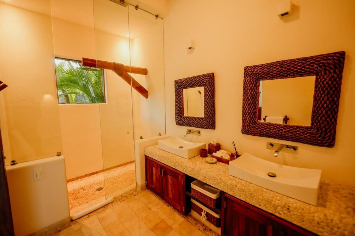 Dream Villa With Private Beach And Catering Zihuatanejo Bagian luar foto